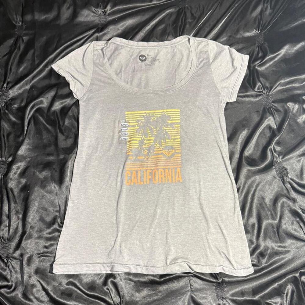 Gray roxy california tee